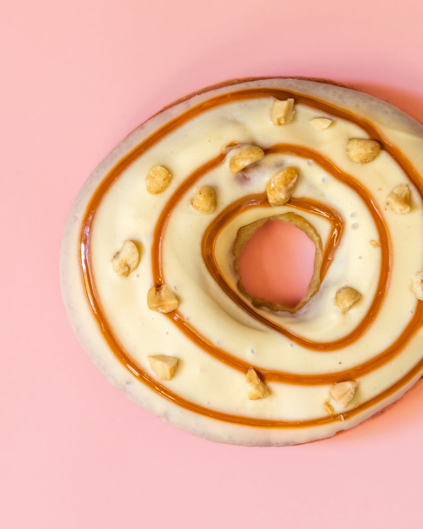 Vegan White chocolate, salted macadamia and caramel